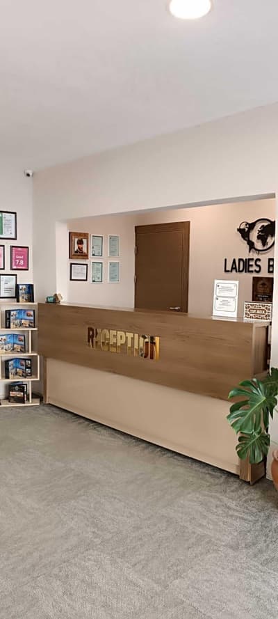 Ladies Beach Suite Hotel