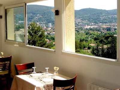 Logis Hotel Le Col De L'ange