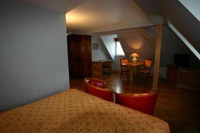 Logis Hotel Au Cerf D'Or