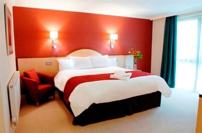 Burleigh Court Hotel and Leisure