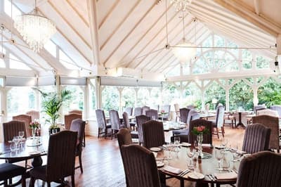 Moat House  Hotel (Acton Trussell)