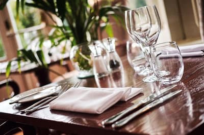 Moat House  Hotel (Acton Trussell)