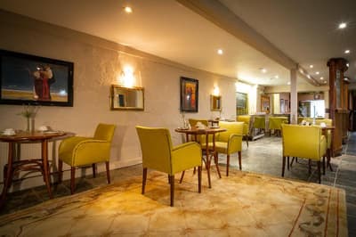 Ashley Hotel