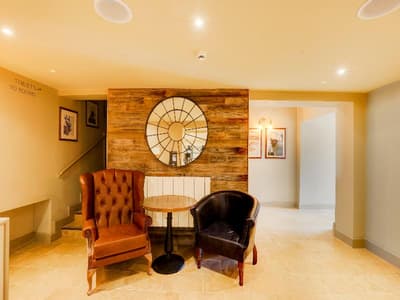 The Gissons Hotel