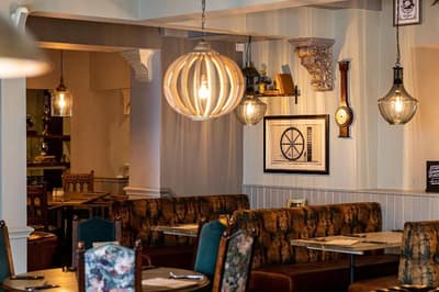 Kings Arms and Royal Hotel