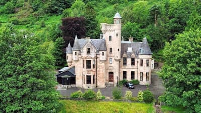 Broomhall Castle