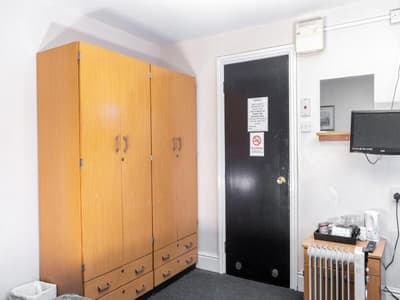 OYO La Tavola Calda Hotel