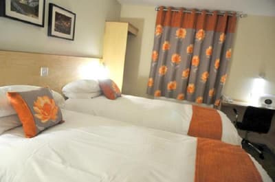 The Royal George Hotel