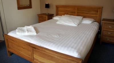 The Royal Hotel Rooms