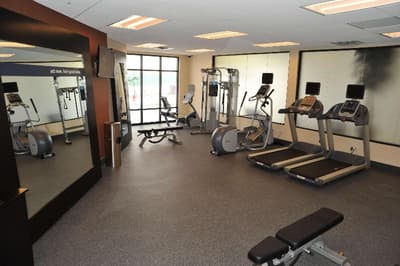 Hampton Inn & Suites Robbinsville