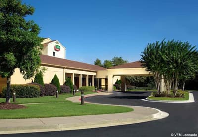 Sonesta Select Atlanta Airport North