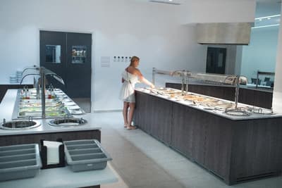 Mandali Hotel