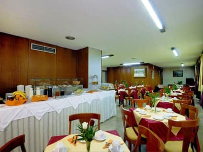 Nefeli Hotel