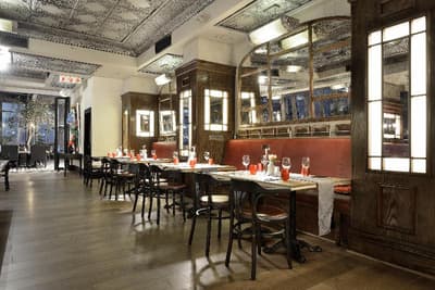 DAVINCI Suites on Nelson Mandela Square