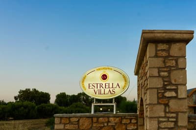 Estrella Villas