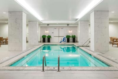 Embassy Suites Louisville Downtown