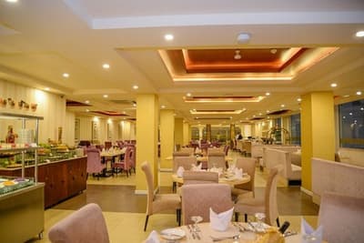 The Grand Kandyan Hotel