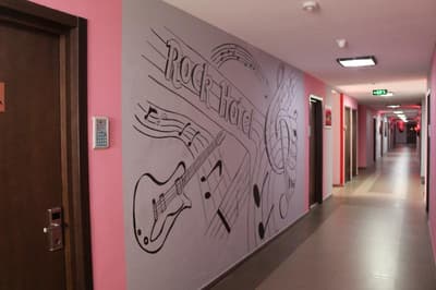 Rock Hotel First Line