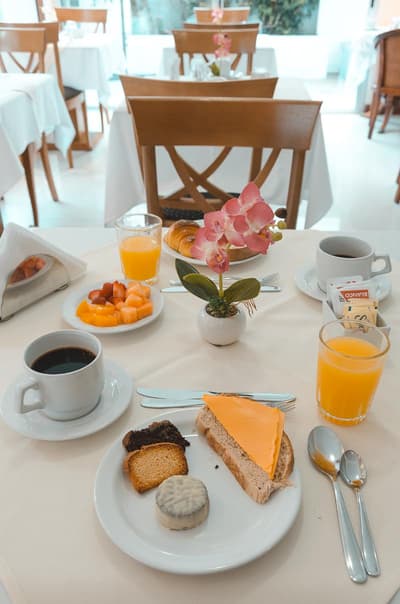 UY Sunset Beach Hotel