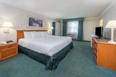 Motel 6 Hazelwood