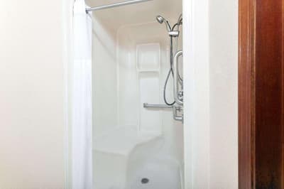 Days Inn by Wyndham Maumee/Toledo