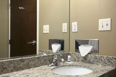 Microtel Inn & Suites By Wyndham Fairmont