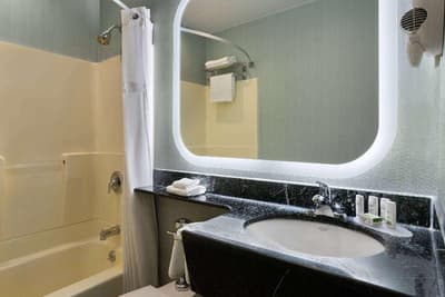 Ramada by Wyndham Bronx