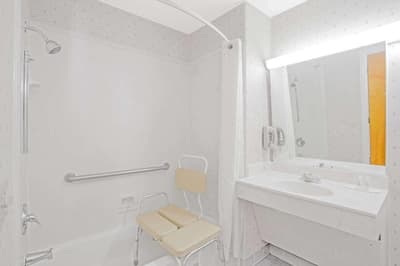 Super 8 by Wyndham Christiansburg