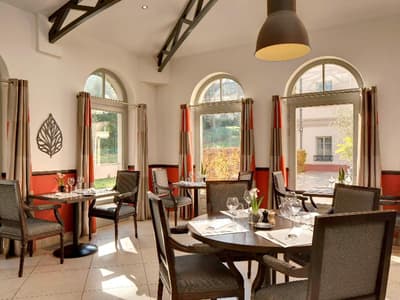 Hotel Castel Maintenon - Handwritten Collection