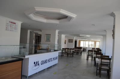 Grand Milano Hotel