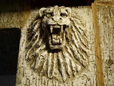 Three Crowns Residence