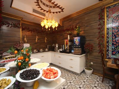 Laleli Blue Marmaray Hotel