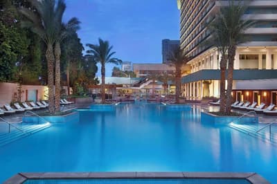 The Nile Ritz-Carlton, Cairo