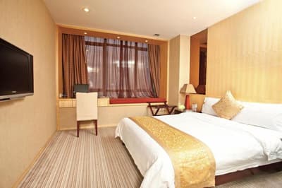 Golden Central Hotel