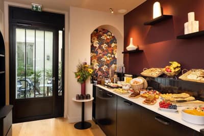 Hotel Mayflower Opera