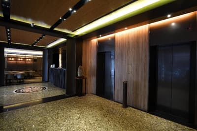 East Dragon Hotel