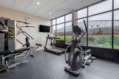 BEST WESTERN PLUS Poconos Hotel
