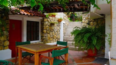 Nazu House Hotel