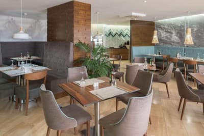 Pearly Grey Ocean Club