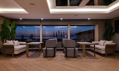 Doubletree By Hilton Van