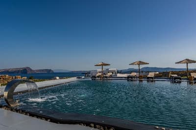 Serenita Luxury Suites