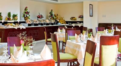 Makarem Umm Alqura Hotel