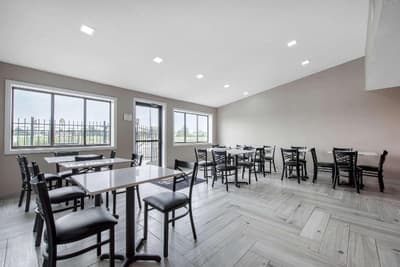 Quality Inn & Suites Brownsburg -Indianapolis West