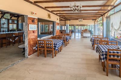 Sintrivanis Resort Beach