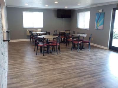 Best Western Plus Stevens County Inn