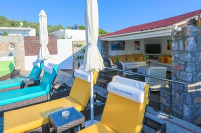 Skiathos Island Suites