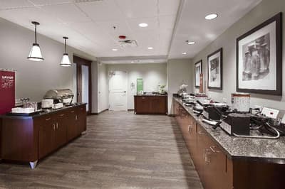 Hampton Inn & Suites Page - Lake Powell