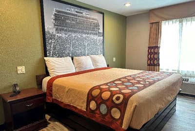 Super 8 by Wyndham Frankfort IN