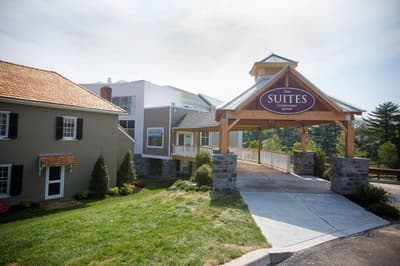 Courtyard Philadelphia Springfield