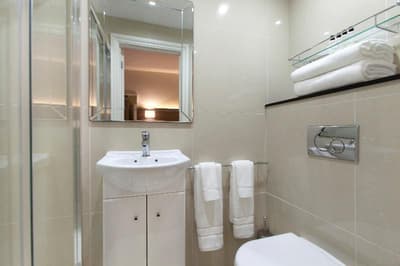 Hotel Shepherd's Bush London